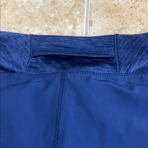 BNWOT Reebok activewear shorts L - Picture 4 of 4